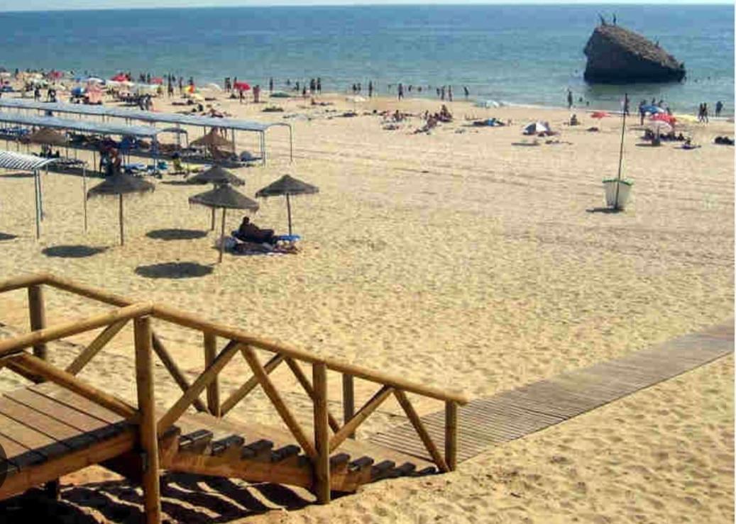 Pequeno Rocio Urbanizacion Privada Villa El Rocio Bagian luar foto